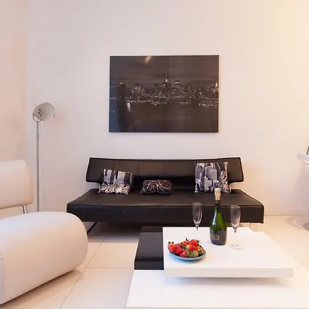 Apartment New York 2 Pieces 3 Etoiles Calme Plein Centre De Cannes, 5mn Des Plages Et Palais Cannes