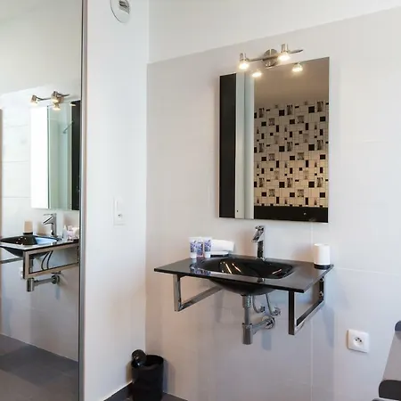 Apartment New York 2 Pieces 3 Etoiles Calme Plein Centre De Cannes, 5mn Des Plages Et Palais Cannes