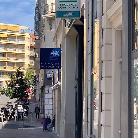 New York 2 Pieces 3 Etoiles Calme Plein Centre De Cannes, 5mn Des Plages Et Palais Cannes