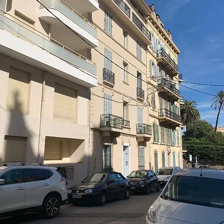 New York 2 Pieces 3 Etoiles Calme Plein Centre De Cannes, 5mn Des Plages Et Palais Cannes