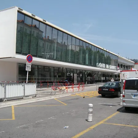 Apartment New York 2 Pieces 3 Etoiles Calme Plein Centre De Cannes, 5mn Des Plages Et Palais *