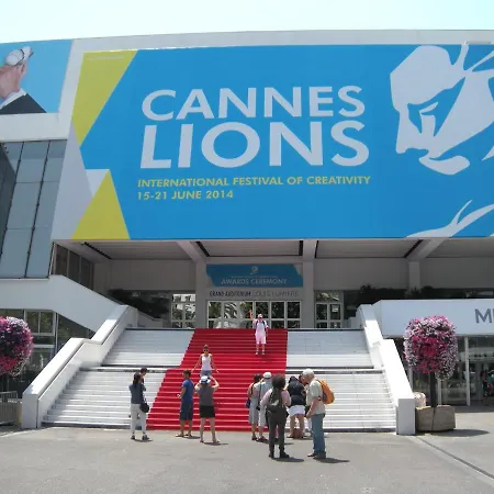 New York 2 Pieces 3 Etoiles Calme Plein Centre De Cannes, 5mn Des Plages Et Palais *